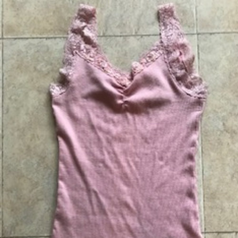 Lt. Pink lace & sequin trim tank top sz S